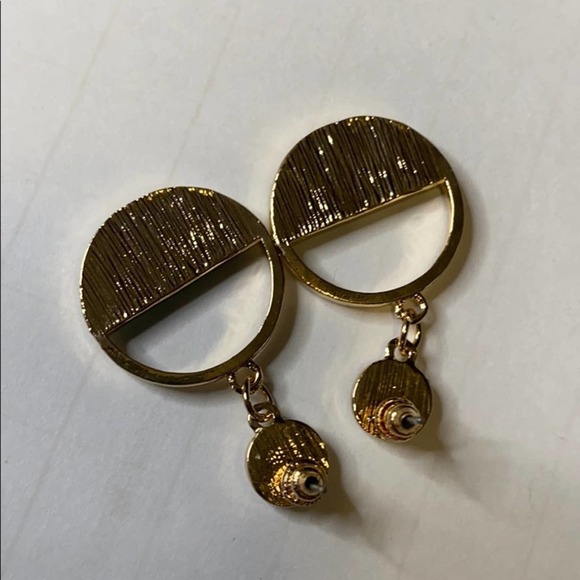 Pretty Crystal Blue Gold Circle Drop Earrings - Picture 5 of 6